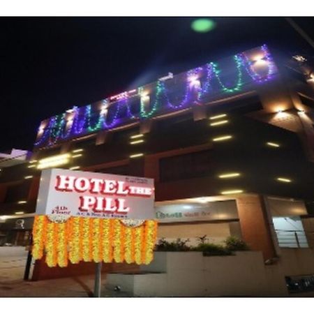 Hotel The Pill, Bhavnagar Eksteriør bilde