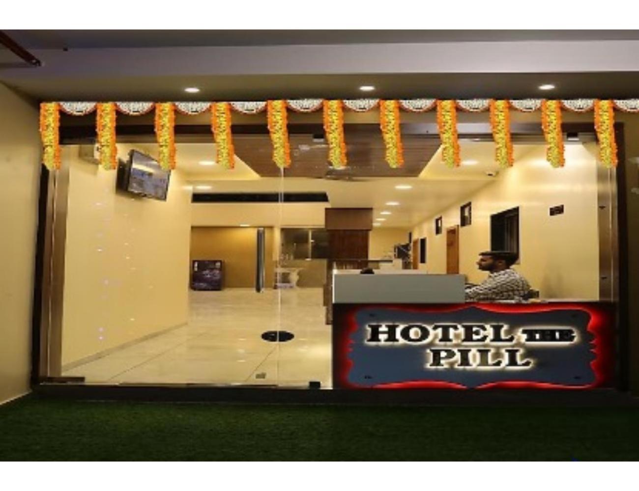 Hotel The Pill, Bhavnagar Eksteriør bilde